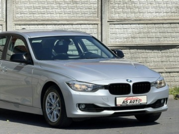 BMW Seria 3 F30-F31-F34 Limuzyna 2.0 320i 184KM 2013 BMW 320 2,0i 184KM SportLine/Navi/Pod.Fotele/Alu, zdjęcie 31