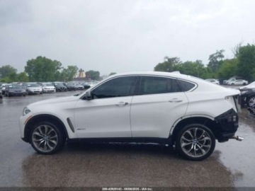 BMW X6 F16 2018 BMW X6 2018 BMW X6 XDRIVE35I 3.0 Benzyna 300KM, zdjęcie 14
