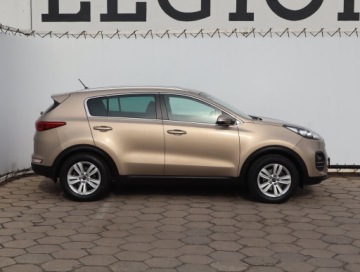 Kia Sportage IV SUV 1.6 GDI 132KM 2016 Kia Sportage 1.6 GDI, Salon Polska, Serwis ASO, zdjęcie 5