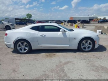 Chevrolet Camaro VI 2023 Chevrolet Camaro 2023r., 2.0L 2.0 Benzyna 275KM, zdjęcie 4