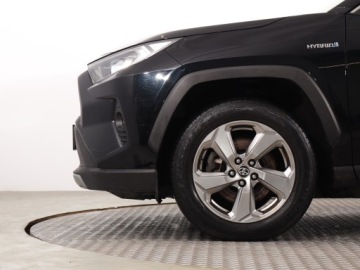 Toyota RAV4 V SUV 2.5 Hybrid Dynamic Force 222KM 2020 Toyota RAV 4 2.5 Hybrid, Salon Polska, zdjęcie 13
