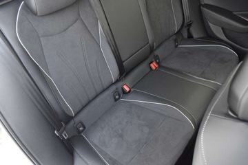 Volkswagen Passat B8 Variant Facelifting 2.0 TDI SCR 150KM 2025 Volkswagen Passat 2.0TDI DSG Elegance HAK IQ.Drive 17 Masaz Biala Perla VA, zdjęcie 26