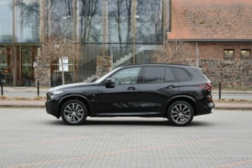 BMW X5 G05 SUV Facelifting 3.0 30d 298KM 2025 BMW X5 xDrive30d 297KM 2025r. Polski SALON Mpakiet, zdjęcie 3