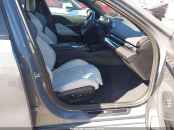 BMW Seria 5 G90-91 2025 BMW M5 2025 4.4l 4.4 Hybryda 577KM, zdjęcie 9