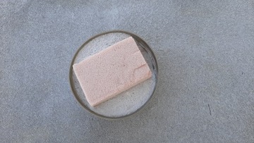 Украшение, букет, композиция на кладбище.