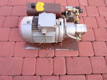 POMPA HYDRAULICZNA BOSCH 1,1KW 0 510 110 302