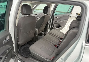 Opel Zafira C Tourer Facelifting 1.6 Turbo 136KM 2018 Opel Zafira salon PL 1,6 automoat 7 osobowa 1.6 Benzyna 136KM, zdjęcie 31