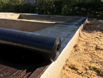 ГОРИЗОНТАЛЬНАЯ ИЗОЛЯЦИОННАЯ ФОЛЬГА ДЛЯ СТЕН ПВХ 1мм 40см