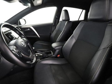 Toyota RAV4 IV MPV Facelifting 2.5 Hybrid 197KM 2016 Toyota RAV-4 4x4 półskóra navi kamera grzane, zdjęcie 12