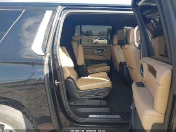 Chevrolet Suburban GMT900 2023 Chevrolet Suburban Premier 2023 5.3l 5.3 Benzyna 355KM, zdjęcie 13