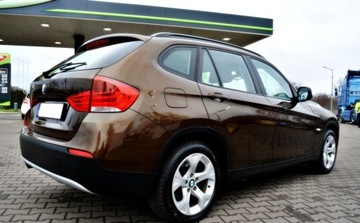 BMW X1 E84 Crossover sDrive18d 143KM 2010 BMW X1 Bezwypadkowy Podgrzewane fotele, Czujniki parkowania przod tyl, zdjęcie 15