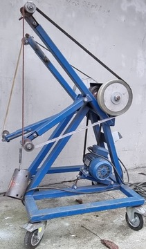 Ленточная шлифовальная машина на две ленты длиной 2,5 м.