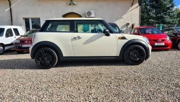 Mini One II Hatchback 1.4 95KM 2009 Mini ONE opony zimowe na stalówkach, zdjęcie 6
