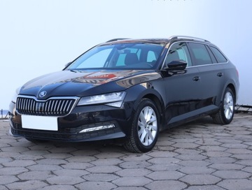 Skoda Superb III Kombi Facelifting 1.5 TSI 150KM 2022 Skoda Superb 1.5 TSI, Salon Polska, 1. Właściciel, zdjęcie 1