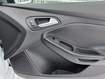 Ford Focus III RS 2.3 EcoBoost 350KM 2017 FORD FOCUS III RS 2.3l EcoBoost RS 350KM * 4X4 / AWD * Przebieg: 118,727km, zdjęcie 32