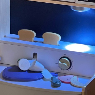 БОЛЬШАЯ ДЕРЕВЯННАЯ ИНТЕРАКТИВНАЯ КУХНЯ XXXXL СО СВЕТОДИОДНЫМ ОСВЕЩЕНИЕМ - 50 ЭЛЕМЕНТОВ