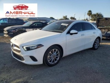 Mercedes Klasa A W177/V177 2019 Mercedes-Benz Klasa A 2.0L , od ubezpieczalni 2.0 Benzyna 188KM
