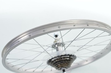 ВЕЛОСИПЕДНОЕ КОЛЕСО 20 ЗАДНИХ + FREESPEED + 6 СКОРОСТЕЙ SHIMANO + РЕМЕНЬ