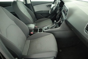 Seat Leon III ST Facelifting 1.5 EcoTSI 130KM 2018 Seat Leon 1.5 TSI, Salon Polska, Serwis ASO, zdjęcie 6