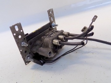 RENAULT PREMIUM 420 DCI 05 РЫЧАГ ОКЛАДКИ КЛАПАНА