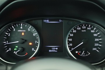 Nissan Qashqai II Crossover 1.2 DIG-T 115KM 2017 Nissan Qashqai 1.2 DIG-T, Salon Polska, zdjęcie 7