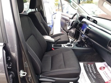 Toyota Hilux VIII Podwójna kabina Facelifting 2.8 D-4D 204KM 2024 Toyota Hilux 2.8 D-4D mHEV Double Cab Executive 4x, zdjęcie 27