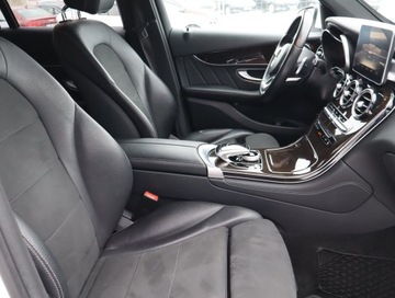 Mercedes Klasa A W176 Hatchback 5d Facelifting 250 211KM 2016 Mercedes GLC Coupe 250, Salon Polska, zdjęcie 8