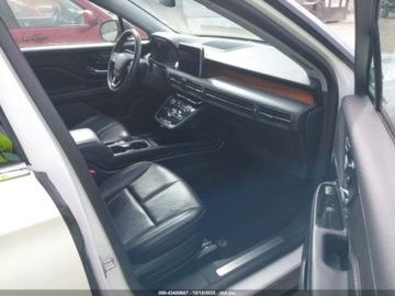 Lincoln 2022 Lincoln Corsair 2022 Lincoln Corsair Reserve AWD 2.0 Benzyna 250KM, zdjęcie 9