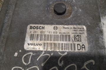 JEDNOTKA MOTORU ECU VOLVO S60 I 30729826A 2.4L DIESEL 2006