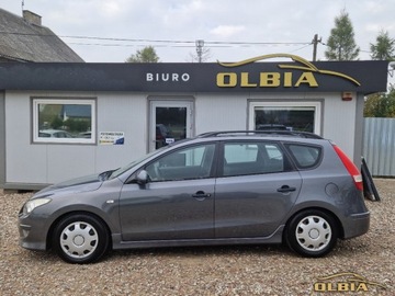 Hyundai i30 I CW Facelifting 1.4 DOHC 109KM 2010 Hyundai i30 Hak Usb iPOD Aux Mp3 1.4 Benzyna 109KM, zdjęcie 6