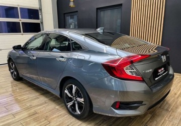 Honda Civic X Sedan 4d 1.5 VTEC Turbo 182KM 2018 Honda Civic 1.5 TURBO kamera 182KM gwarancja bezwypadkowy MANUAL 44 000, zdjęcie 9