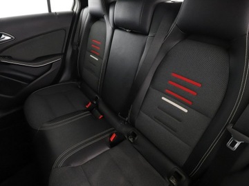 Mercedes Klasa A W176 Hatchback 5d Facelifting 180 d 109KM 2017 Mercedes A 180 półskóra kamera tempomat, zdjęcie 16