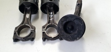 Поршни Land Rover Freelander 2.0 TD4.