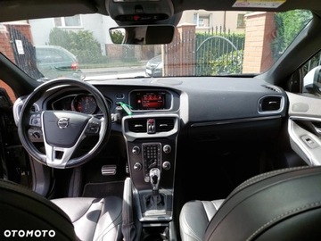 Volvo V40 II Hatchback Facelifting 1.5 T3 152KM 2019 Volvo V40 II 1.5 T3 R-Design automat, bogate wyposażenie, gwarancja, zdjęcie 15