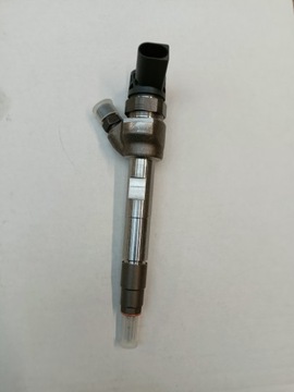 WTRYSKIWACZ NOWY BOSCH BMW1 F20/ F21 3 F30/31 0445110613 4 SZTUKI KOMPLET