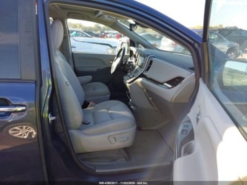 Toyota Sienna III 2020 Toyota Sienna xle premium, 2020r., 3.5L 3.5 Benzyna 296KM, zdjęcie 6