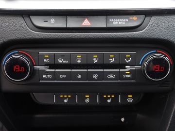 Kia Proceed Shooting Brake 1.6 T-GDI 204KM 2021 Kia ProCeed GT 1.6 T-GDI, Salon Polska, zdjęcie 15