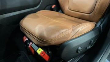 Mercedes GLC C254/X254 Coupe 2.0 220d 197KM 2024 Mercedes GLC 300 300 DE 4-MATIC Avangarde, zdjęcie 14