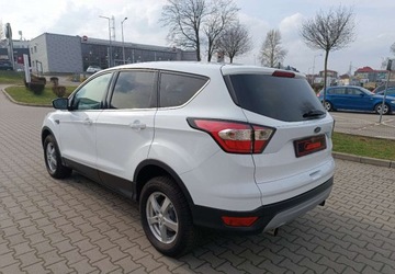 Ford Kuga II SUV Facelifting 1.5 EcoBoost 120KM 2017 Ford Kuga Przebieg 51.000 km - silnik 1,5 - 120 KM 1.5 Benzyna 120KM, zdjęcie 10