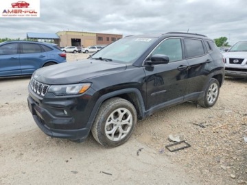 Jeep Compass II 2024 Jeep Compass Latitude 2024 2.0 Benzyna 200KM