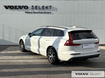 Volvo V60 II  Kombi Facelifting 2.0 B4 B 197KM 2023 Volvo V60 B4 B Core | Salon PL | Serwis ASO | Bezw, zdjęcie 6