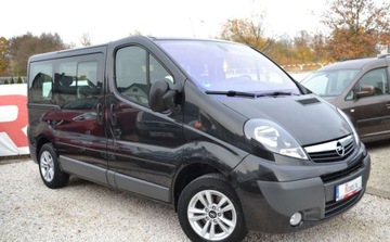 Opel Vivaro A Combi L1 2.0 CDTI 115KM 2011 Opel Vivaro Bezwypadkowe - Niski przebieg - Bez korozji - Oplacony 2.0, zdjęcie 8