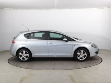 Seat Leon II 2.0 FSI 150KM 2005 Seat Leon 2.0 FSI, Klima, Klimatronic,ALU, zdjęcie 5