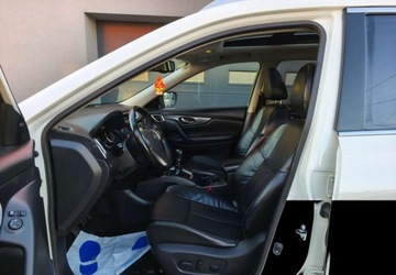 Nissan X-Trail III Terenowy 1.6 dCi 130KM 2016 Nissan X-Trail Nissan X-Trail 1.6 DCi Tekna 2WD EU6 1.6 Diesel 130KM, zdjęcie 4