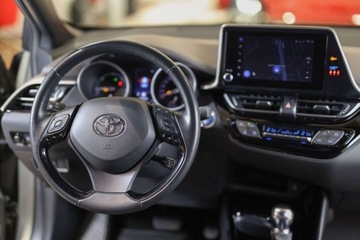 Toyota C-HR I Crossover Facelifting 1.8 Hybrid 122KM 2022 Toyota C-HR 1.8 Hybrid Executive 1.8 Hybryda 122KM, zdjęcie 27