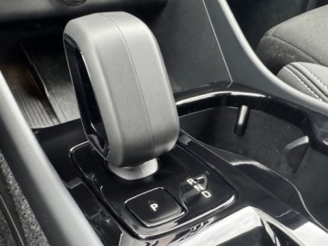 Volvo XC40 Crossover Facelifting 2.0 B3 163KM 2025 Volvo XC 40 B3 Plus Dark | Pixel LED | Harman Kard, zdjęcie 18