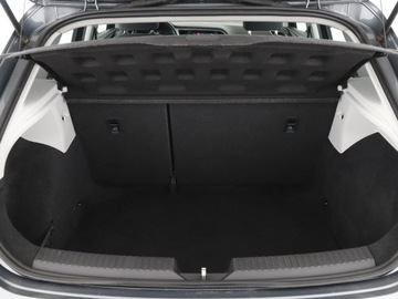 Seat Leon III Hatchback Facelifting 1.6 TDI 115KM 2017 Seat Leon full LED navi klimatyzacja czujniki, zdjęcie 19