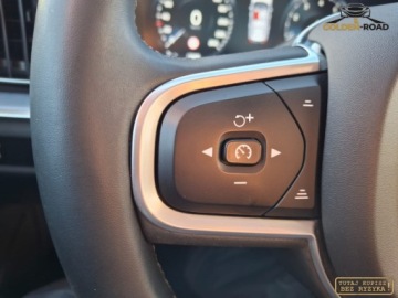 Volvo V60 II  2022 Volvo V60 2,0 B3 mild hybrid 163KM panorama navi elektryka led hak alu opl, zdjęcie 15