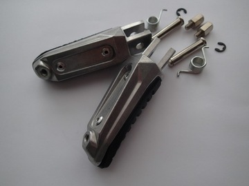 Подножки передние GSF 650/1250 Bandit, V Strom, GSX650F