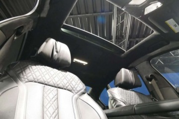 BMW Seria 7 G11-G12 Sedan 750i 450KM 2018 BMW Seria 7 Pneumat M Pakiet HeadUp Radar Dociagi Masaz Wentyl Harman Bezwp, zdjęcie 12